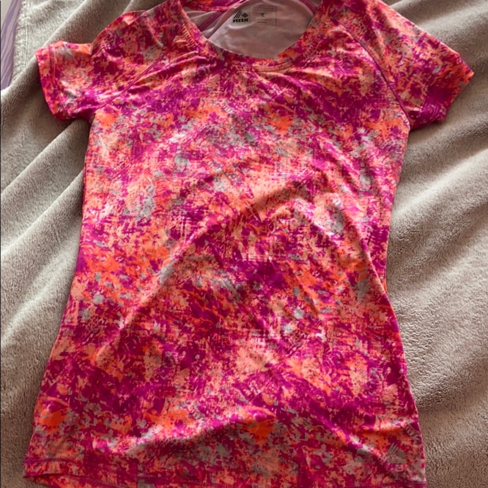 Workout shirt